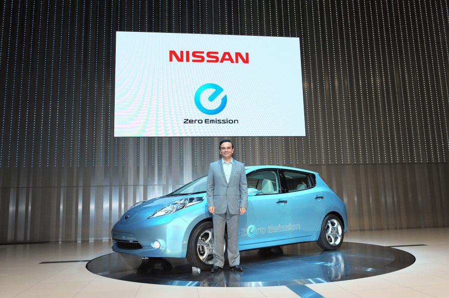  Nissan Leaf 2010 года  (фото 38 из 77)